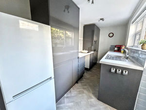 Photo 18- click for photo gallery